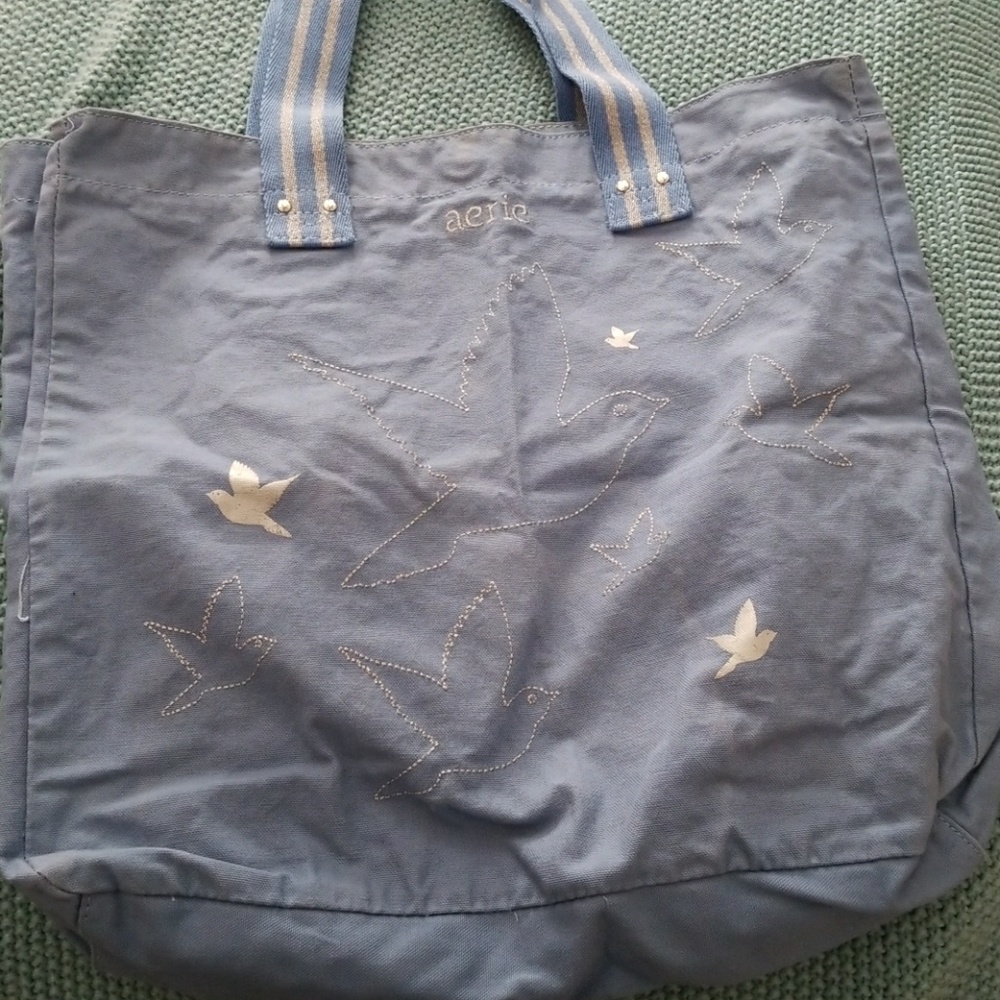 Aerie tote